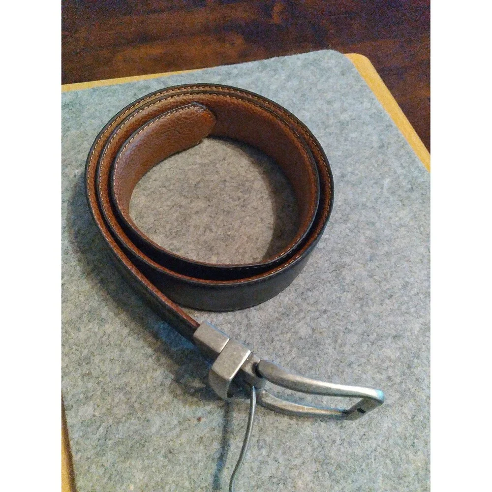 Classic‎ Reversible Leather Belt Brushed Silver Buckle - Casual to Formal Wear